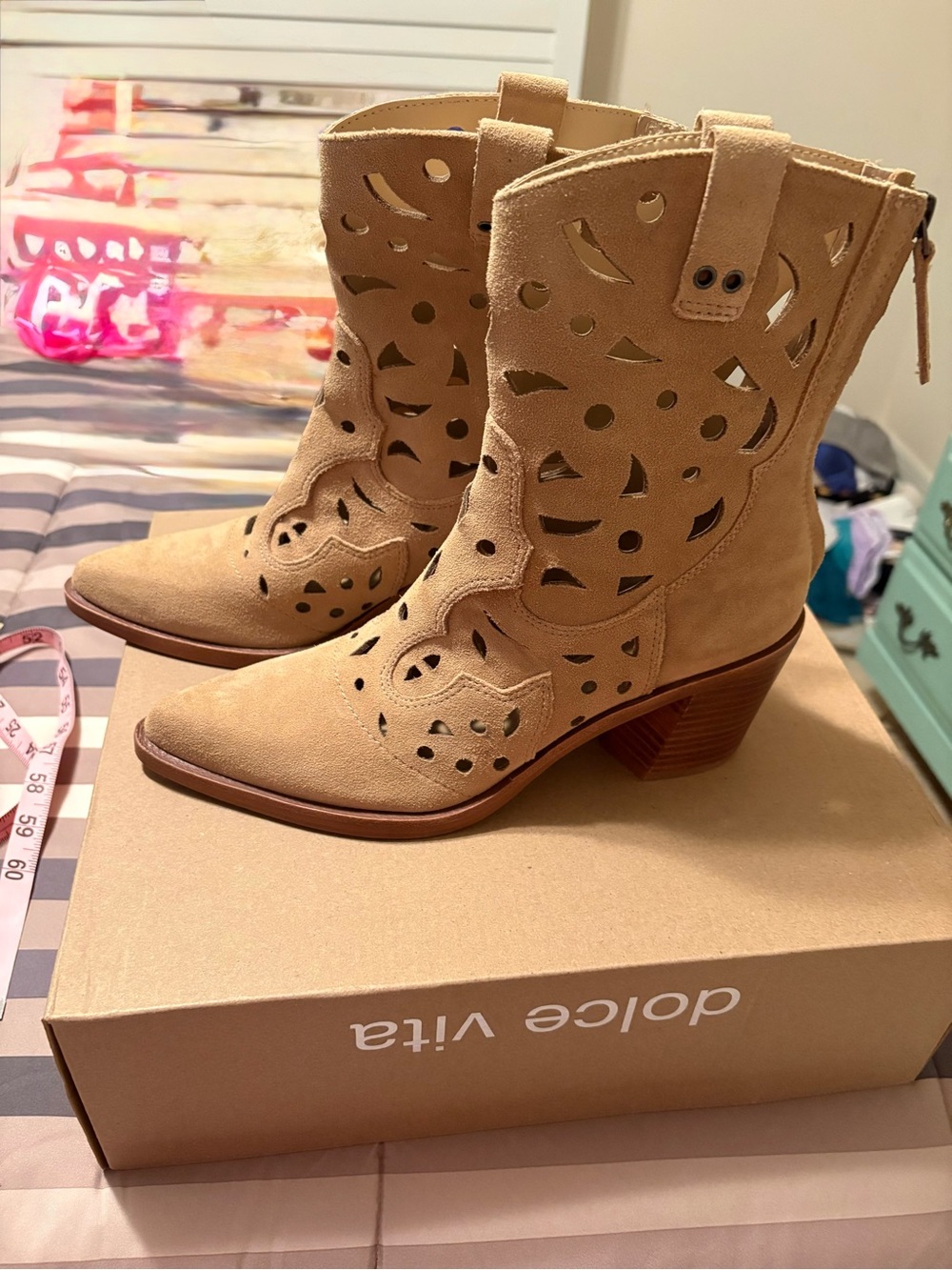 Dolce Vita boots - Picture 2 of 6
